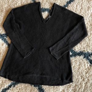 Vince lighter weight gray sweater XS